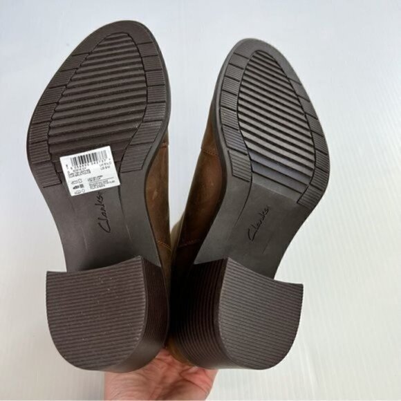 Clarks Booties womens size 9 leather dark brown scene zip ankle - Picture 8 of 10